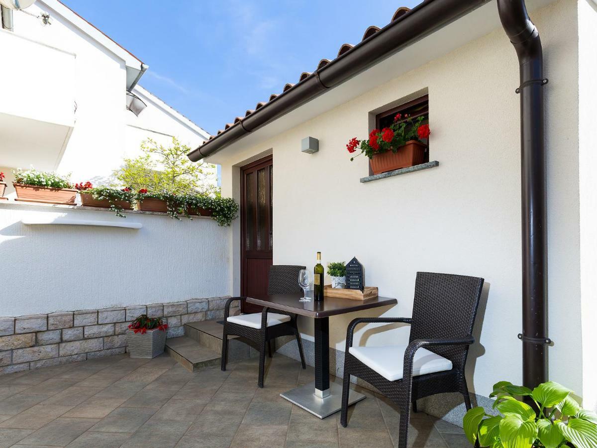 Cosy Studio Apartment Poreč Exterior foto