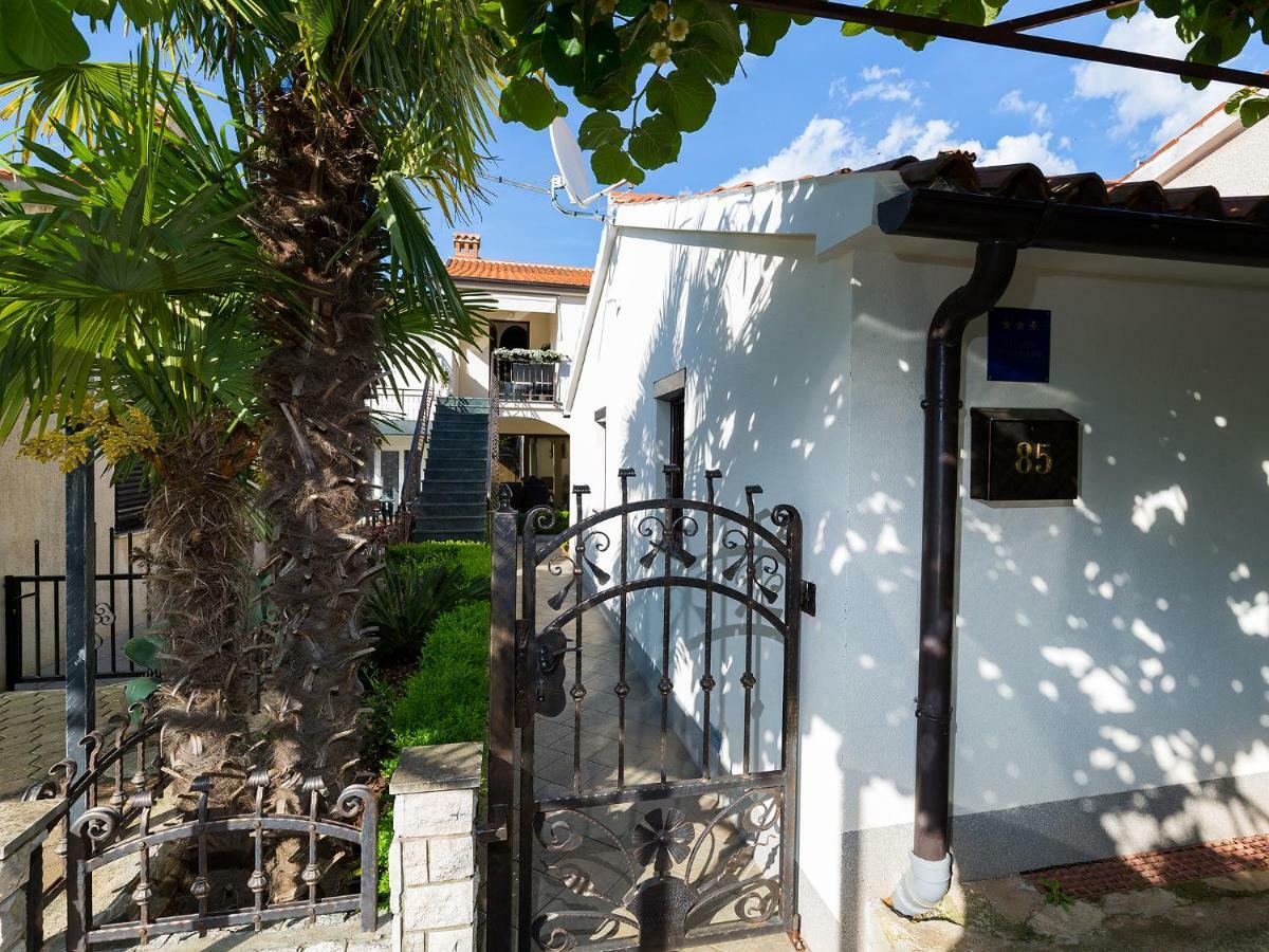Cosy Studio Apartment Poreč Exterior foto